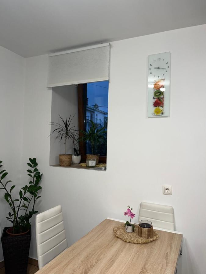 Lovre Lägenhet Viskovo Exteriör bild